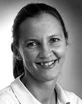 Tandlæge Marianne Moos, Tandlæge Inge Busck